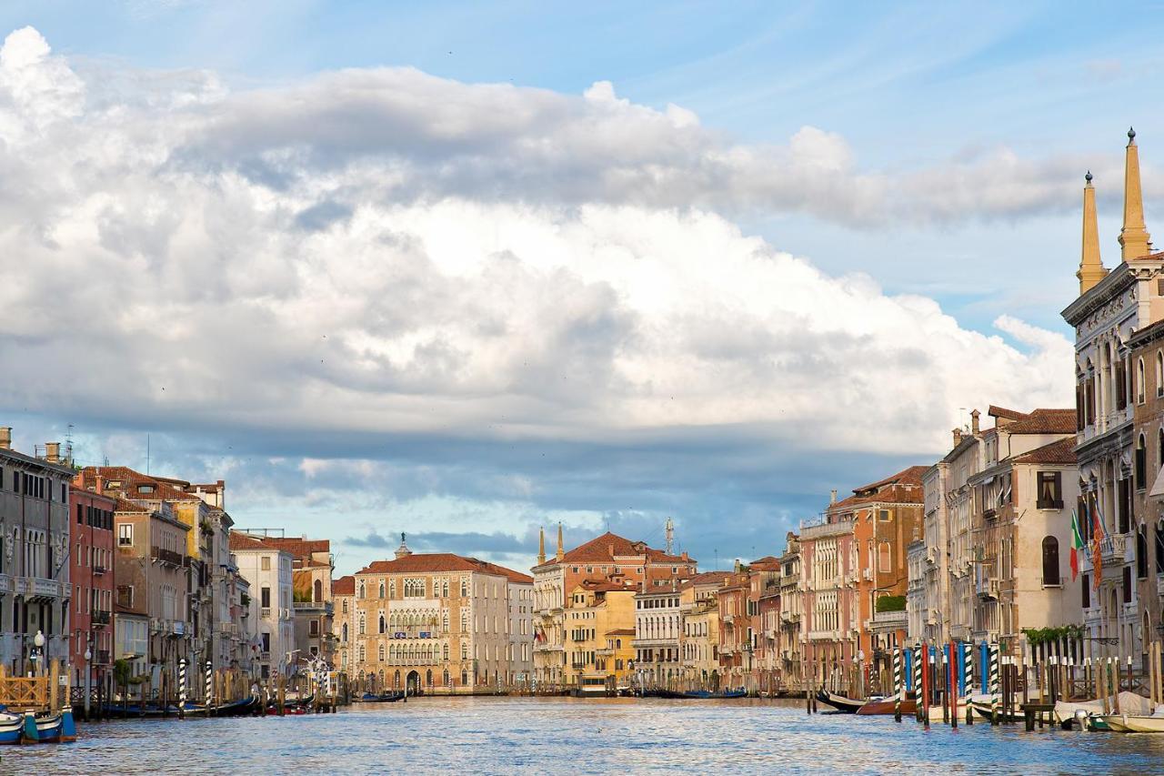 Hotel Mezzo Pozzo Venecia Exterior foto